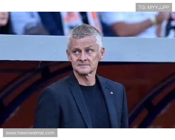 曼联四天内三任主帅相继下课 索帅穆里尼奥滕哈格都遭解职 曼联四天内三任主帅相继下课 索帅穆里尼奥滕哈格都遭解职