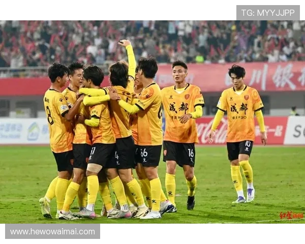 浙江担架员回应成都球员干扰事件 称对方并非有意为之 浙江担架员回应成都球员干扰事件 称对方并非有意为之